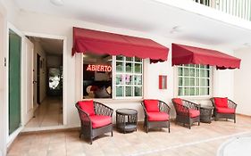 Boca Inn Suites